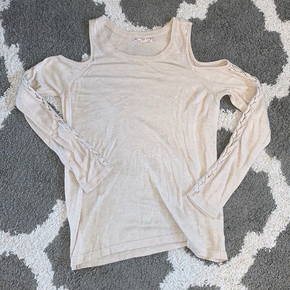 Long sleeve cream dress up shirt